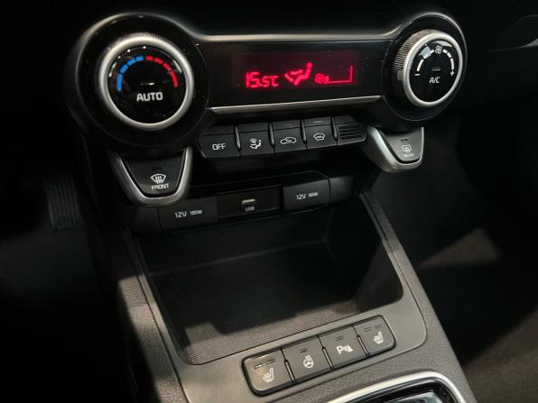 Kia Rio IV Рестайлинг с пробегом 2020 года, цена 1 599 000 рублей, 118520 км, седан, Автокод Объявления