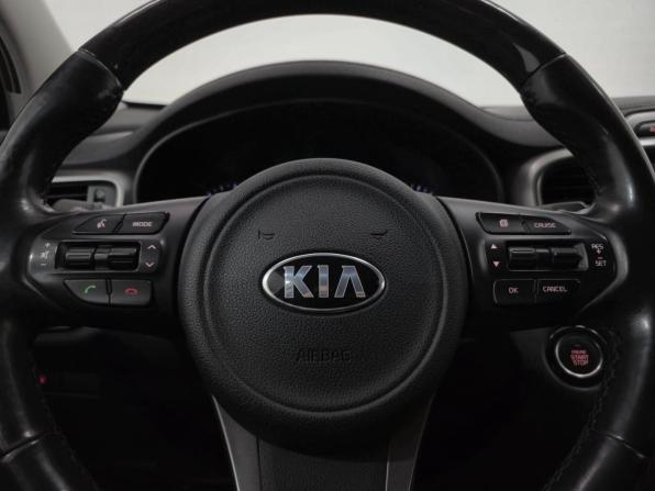 Kia Sorento III Prime Рестайлинг с пробегом 2017 года, цена 2 020 000 рублей, 135319 км, внедорожник, Автокод Объявления