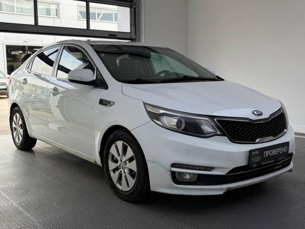 Kia Rio III Рестайлинг с пробегом 2016 года, цена 935 000 рублей, 204860 км, седан, Автокод Объявления