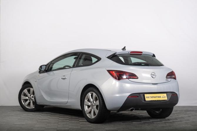 Opel Astra J с пробегом 2011 года, цена 729 000 рублей, 261228 км, универсал, Автокод Объявления