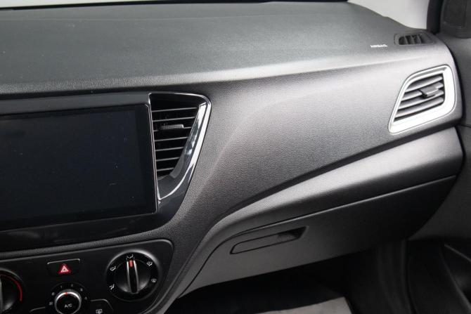 Hyundai Solaris II с пробегом 2019 года, цена 1 579 000 рублей, 42000 км, седан, Автокод Объявления