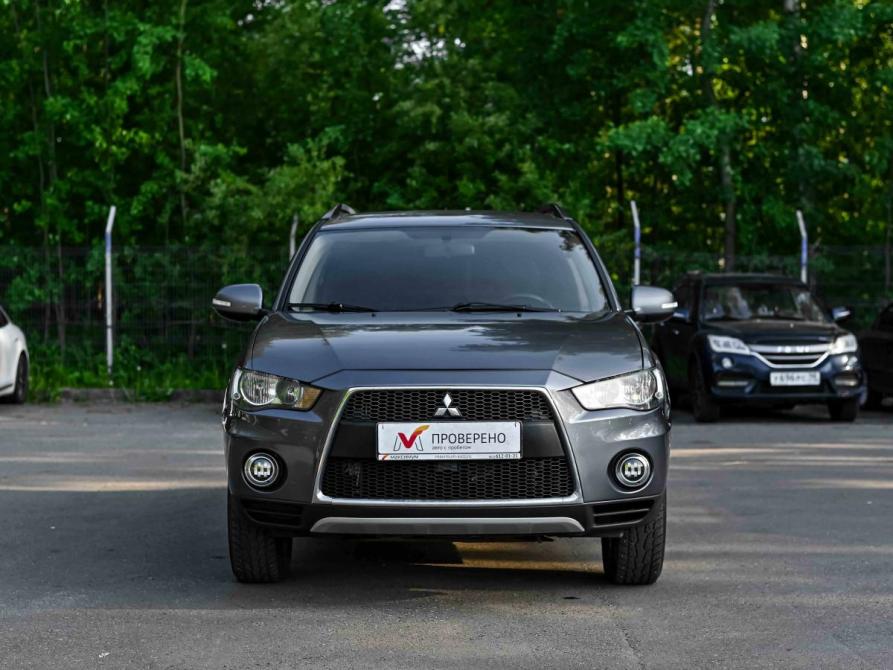 Mitsubishi Outlander II Рестайлинг Санкт-Петербург  - изображение 3