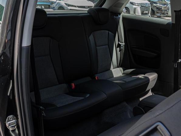 Audi A1 I (8X) с пробегом 2011 года, цена 990 000 рублей, 221926 км, хэтчбек, Автокод Объявления