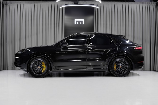Новый Porsche Cayenne III Рестайлинг 2024 года, цена 30 657 500 рублей, внедорожник, Автокод Объявления