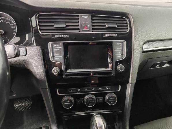 Volkswagen Golf VII с пробегом 2014 года, цена 949 000 рублей, 322578 км, хэтчбек, Автокод Объявления