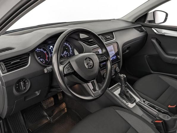Skoda Octavia III (A7) Рестайлинг с пробегом 2020 года, цена 1 725 000 рублей, 114732 км, лифтбек, Автокод Объявления