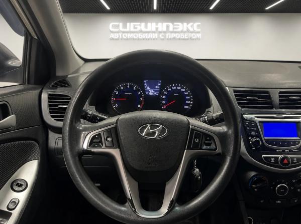 Hyundai Solaris I с пробегом 2014 года, цена 539 000 рублей, 196640 км, хэтчбек, Автокод Объявления