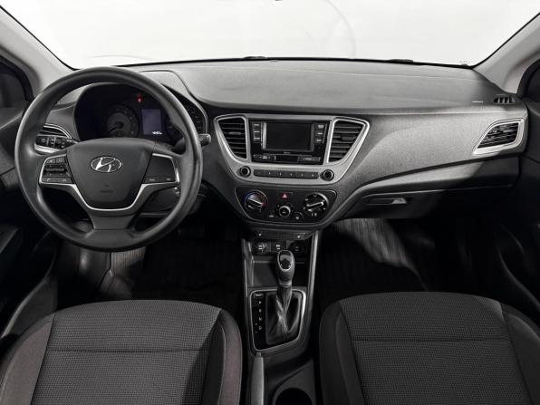 Hyundai Solaris II Рестайлинг с пробегом 2020 года, цена 1 569 000 рублей, 46340 км, седан, Автокод Объявления