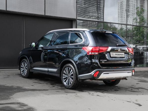 Mitsubishi Outlander III Рестайлинг 3 с пробегом 2020 года, цена 2 480 000 рублей, 55551 км, внедорожник, Автокод Объявления