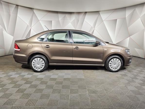 Volkswagen Polo V Рестайлинг с пробегом 2015 года, цена 919 000 рублей, 151133 км, седан, Автокод Объявления