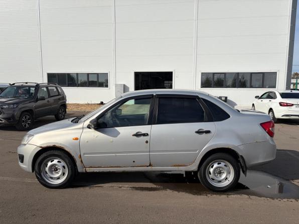 Lada (ВАЗ) Granta I с пробегом 2015 года, цена 225 000 рублей, 196907 км, седан, Автокод Объявления