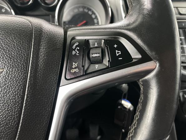 Opel Zafira C с пробегом 2013 года, цена 975 000 рублей, 228568 км, компактвэн, Автокод Объявления