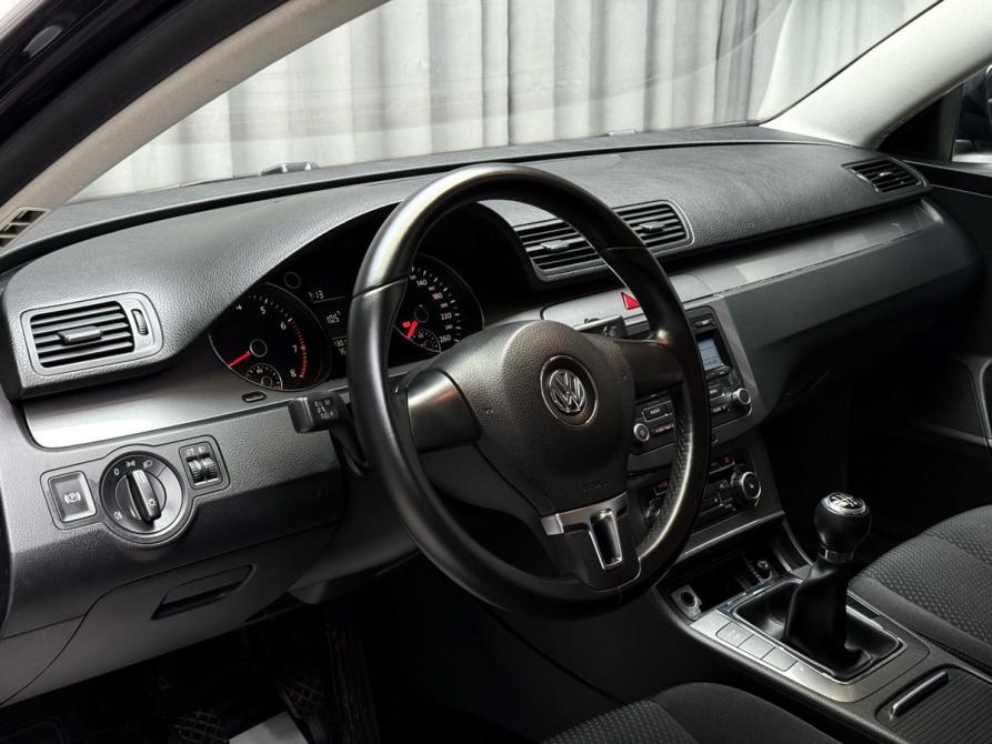 Volkswagen Passat B6 Ижевск  - изображение 9