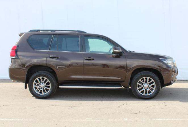 Toyota Land Cruiser Prado 150 Series Рестайлинг 2 с пробегом 2018 года, цена 4 200 000 рублей, 129777 км, внедорожник, Автокод Объявления