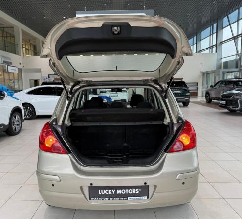 Nissan Tiida I Рестайлинг с пробегом 2010 года, цена 795 000 рублей, 132448 км, хэтчбек, Автокод Объявления