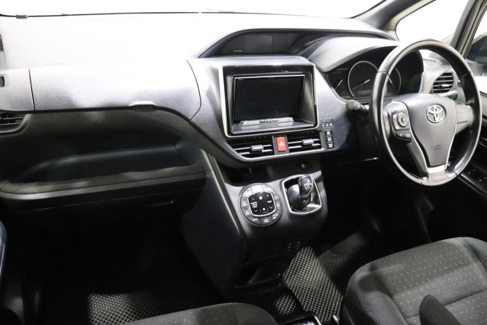 Toyota Voxy III (R80) Иркутск  - изображение 16