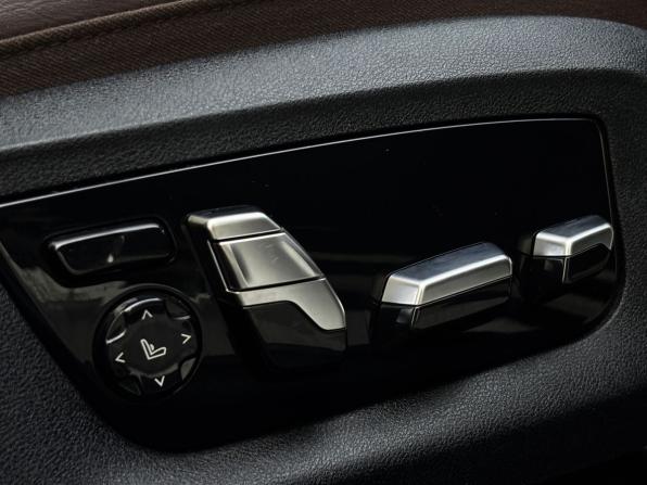 BMW 5 серии VII (G30/G31/G38) с пробегом 2018 года, цена 3 570 000 рублей, 192801 км, седан, Автокод Объявления