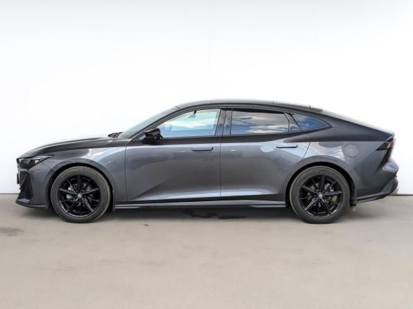 Changan UNI-V I с пробегом 2023 года, цена 2 150 000 рублей, 48403 км, лифтбек, Автокод Объявления