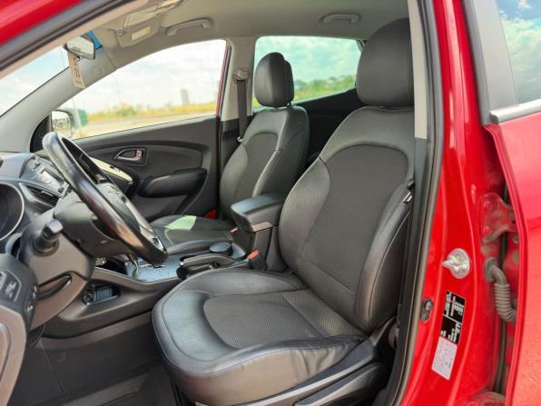 Hyundai ix35 I Рестайлинг с пробегом 2014 года, цена 1 490 000 рублей, 118875 км, внедорожник, Автокод Объявления