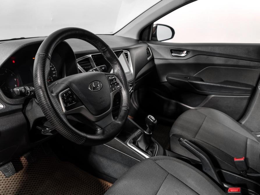 Hyundai Solaris II Санкт-Петербург  - изображение 9