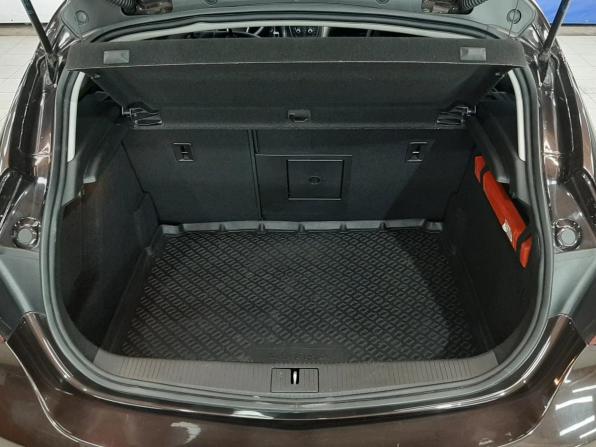 Opel Astra J Рестайлинг с пробегом 2014 года, цена 1 040 000 рублей, 100456 км, хэтчбек, Автокод Объявления