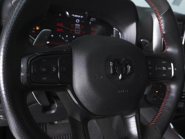 Ram 1500 V с пробегом 2023 года, цена 13 900 000 рублей, 22145 км, offers.body_type.unknown, Автокод Объявления