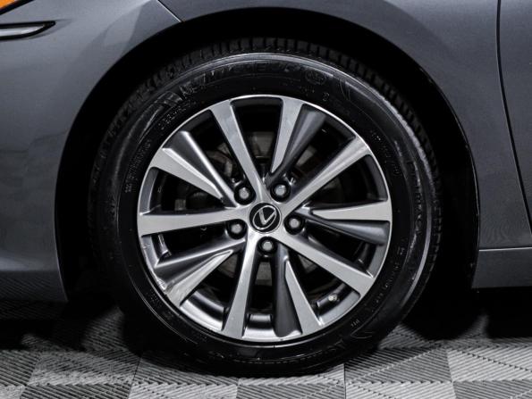 Lexus ES VII с пробегом 2021 года, цена 3 300 000 рублей, 88587 км, седан, Автокод Объявления