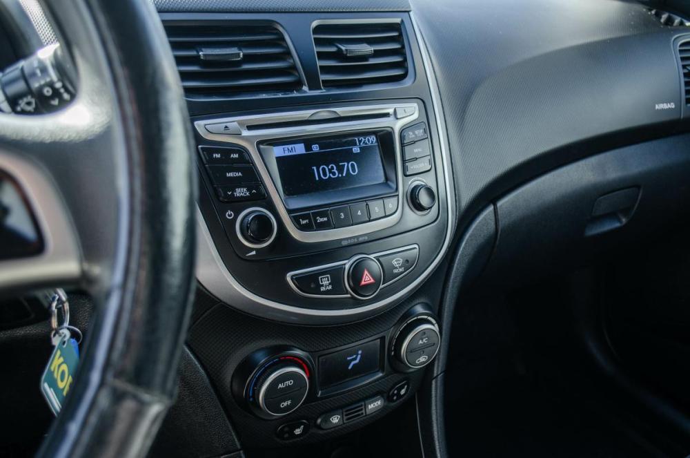 Hyundai Solaris I Рестайлинг Курган  - изображение 11