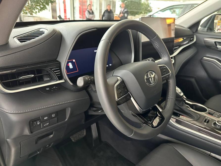 Toyota Highlander IV (XU70) Екатеринбург  - изображение 8