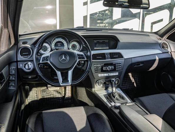 Mercedes-Benz C-Класс III (W204) Рестайлинг с пробегом 2013 года, цена 1 650 000 рублей, 242335 км, седан, Автокод Объявления