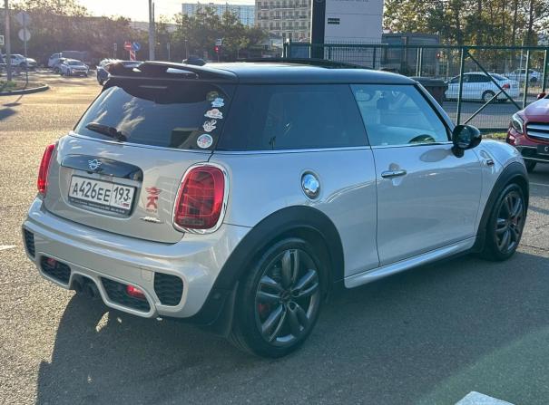 Mini Hatch III (F55/F56) с пробегом 2018 года, цена 2 790 000 рублей, 90000 км, хэтчбек, Автокод Объявления