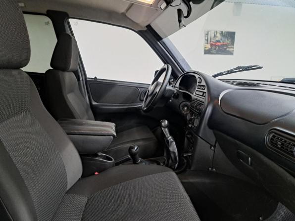 Chevrolet Niva I Рестайлинг с пробегом 2013 года, цена 422 000 рублей, 196632 км, внедорожник, Автокод Объявления