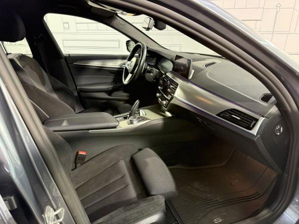 BMW 5 серии VII (G30/G31/G38) с пробегом 2020 года, цена 4 389 000 рублей, 68072 км, седан, Автокод Объявления