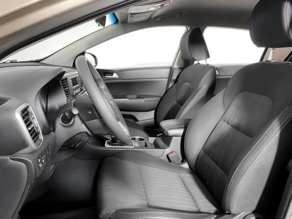 Kia Sportage IV Рестайлинг с пробегом 2018 года, цена 1 678 000 рублей, 167851 км, внедорожник, Автокод Объявления