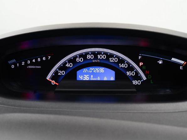 Honda Freed I Рестайлинг с пробегом 2013 года, цена 1 250 000 рублей, 72696 км, компактвэн, Автокод Объявления