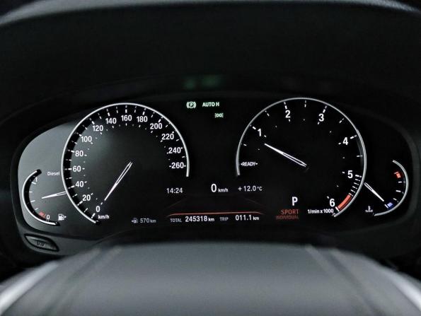 BMW 5 серии VII (G30/G31/G38) с пробегом 2019 года, цена 2 690 000 рублей, 245000 км, седан, Автокод Объявления