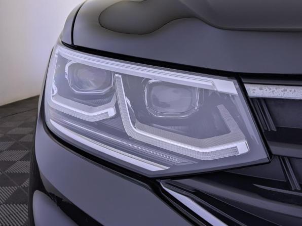 Volkswagen Tiguan II Рестайлинг с пробегом 2021 года, цена 3 780 000 рублей, 17314 км, внедорожник, Автокод Объявления