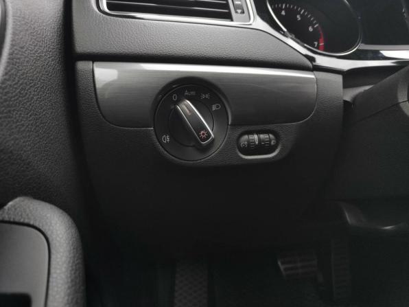 Volkswagen Jetta VI Рестайлинг с пробегом 2016 года, цена 1 249 000 рублей, 135059 км, седан, Автокод Объявления