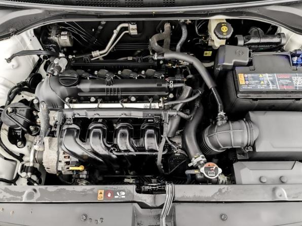 Hyundai Solaris II Рестайлинг с пробегом 2022 года, цена 1 570 000 рублей, 53090 км, седан, Автокод Объявления