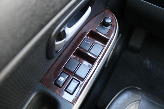 Suzuki Grand Vitara II Рестайлинг с пробегом 2008 года, цена 995 000 рублей, 196000 км, внедорожник, Автокод Объявления