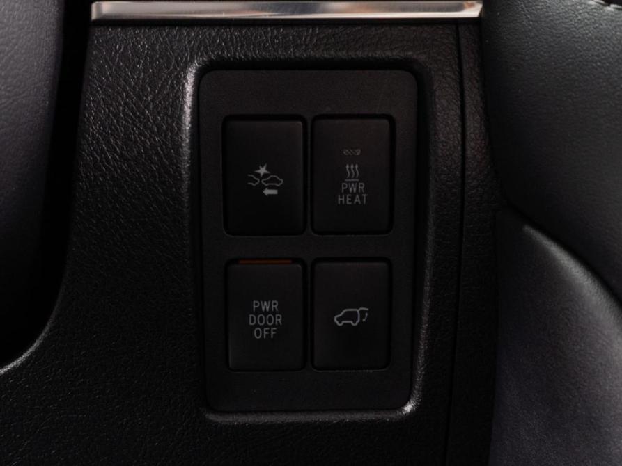 Toyota Land Cruiser 200 Series Рестайлинг 2 Тюмень  - изображение 16