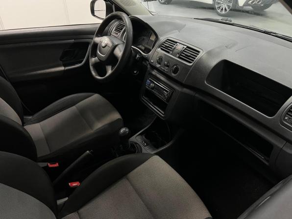 Skoda Fabia II Рестайлинг с пробегом 2012 года, цена 385 000 рублей, 160000 км, хэтчбек, Автокод Объявления