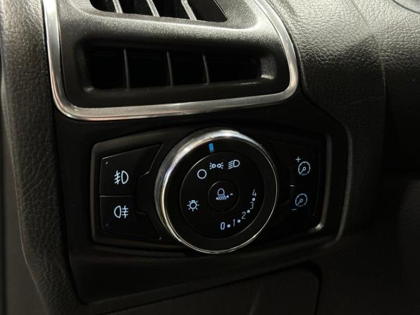 Ford Focus III с пробегом 2012 года, цена 730 000 рублей, 223026 км, хэтчбек, Автокод Объявления