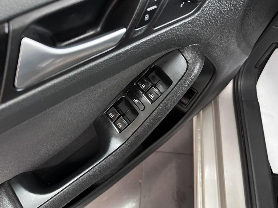 Volkswagen Jetta VI Тверь  - изображение 19