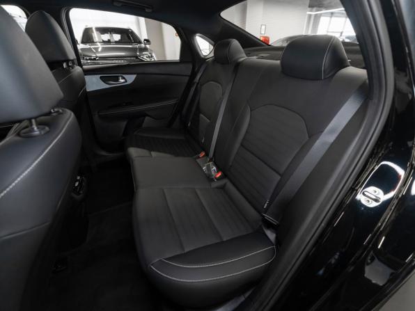 Kia K3 II (China Market) Рестайлинг с пробегом 2025 года, цена 2 575 000 рублей, 70 км, седан, Автокод Объявления