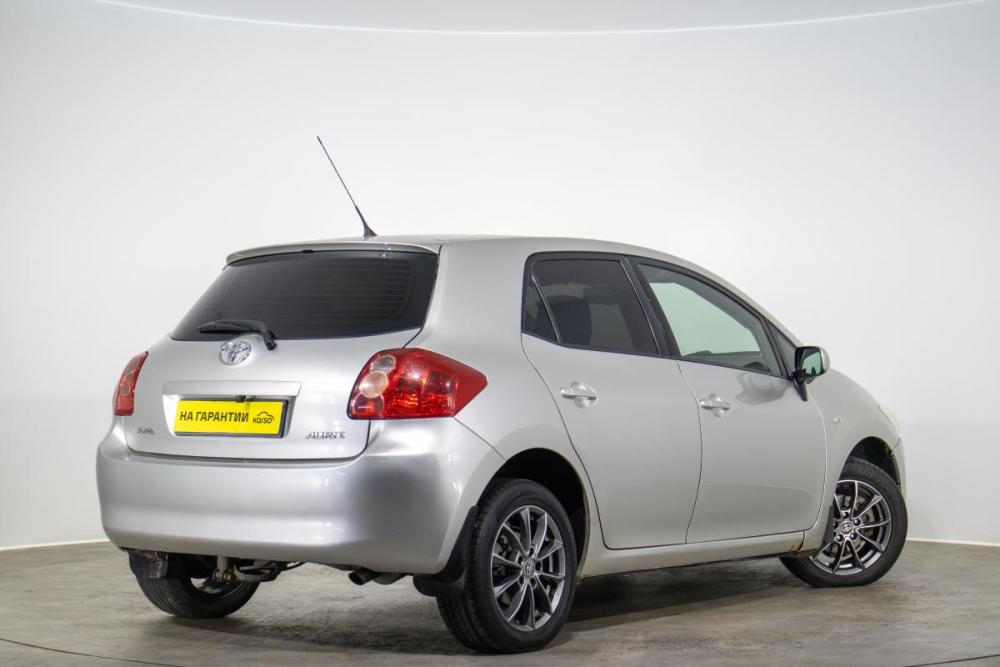 Toyota Auris I Оренбург  - изображение 5