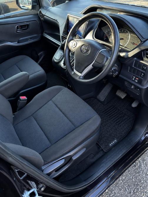 Toyota Noah III (R80) Набережные Челны  - изображение 15