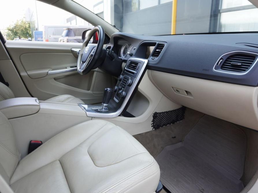 Volvo S60 II Москва  - изображение 11