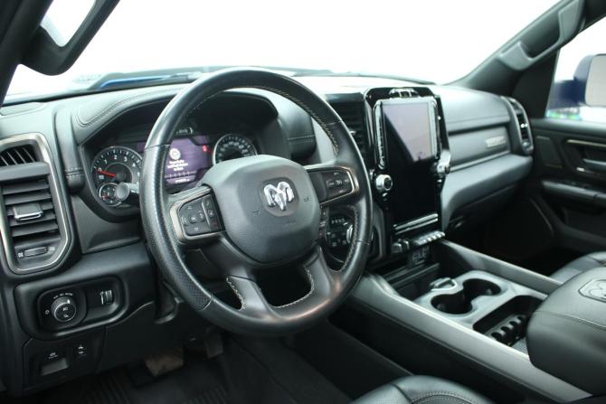 Ram 1500 V с пробегом 2022 года, цена 8 395 000 рублей, 12835 км, пикап, Автокод Объявления