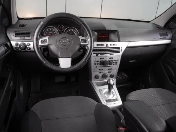 Opel Astra H Рестайлинг с пробегом 2010 года, цена 534 000 рублей, 269091 км, седан, Автокод Объявления